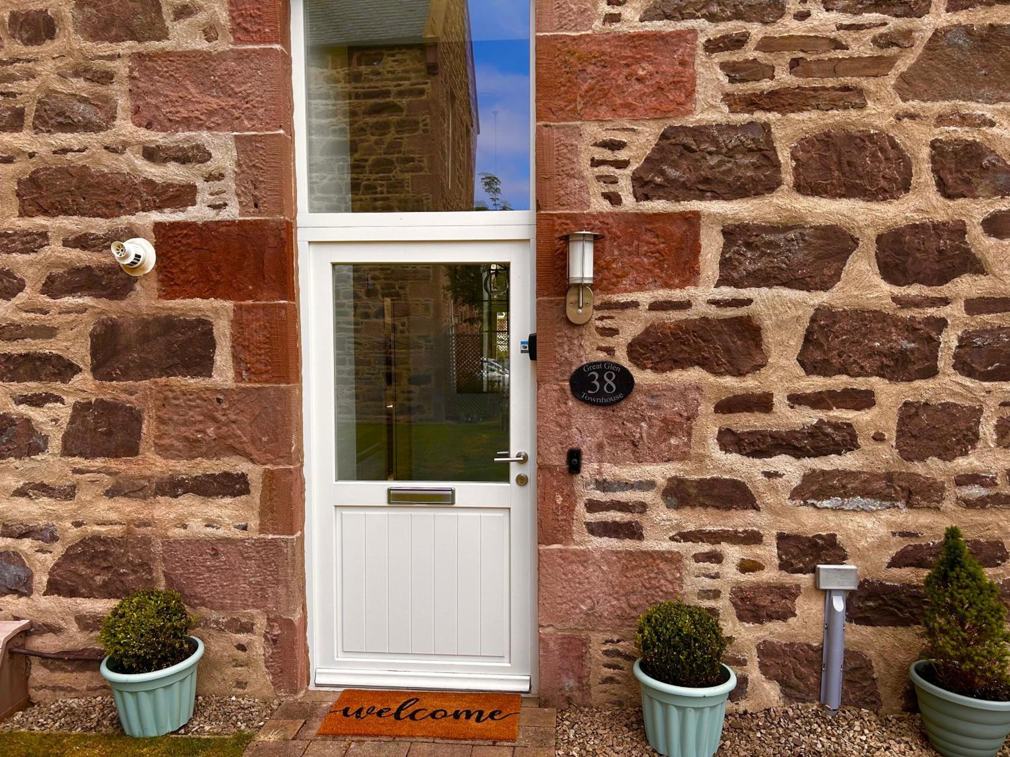 Inverness Great Glen Town House, 5 Minute Drive From Town Centre Exterior foto